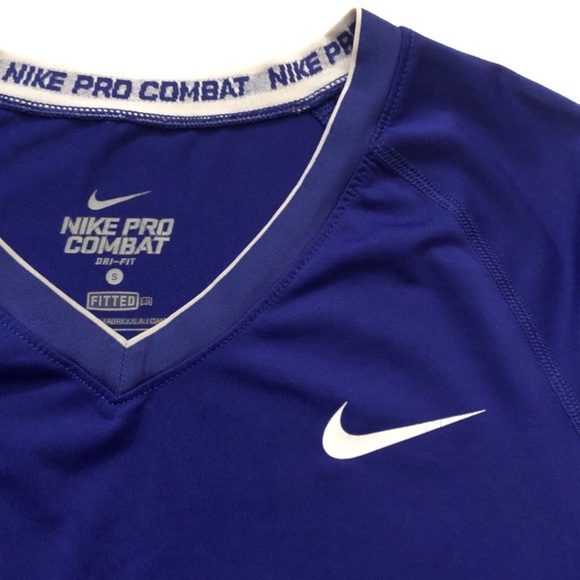 NIKE | BLUE PRO COMBAT FITTED SHORT SLEEVE V-NECK - Picture 4 of 7